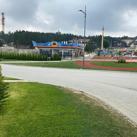 Zlatiborska Prirodna Idila 아파트 *